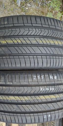 Kumho Majesty 9 Solus TA91 255/45 R18