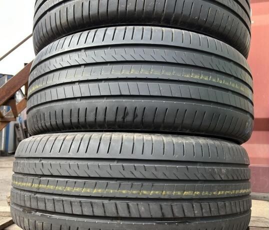 Bridgestone Alenza 001 275/45 R21