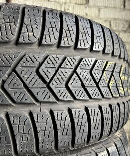 Pirelli Winter Sottozero 3 245/45 R19 V
