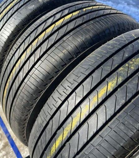 Bridgestone Turanza T005A 245/45 R17