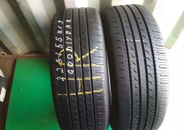 Goodyear EfficientGrip SUV 4x4 225/55 R19