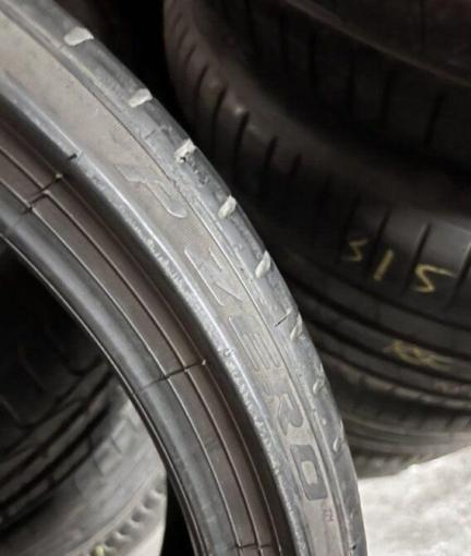 Pirelli P Zero PZ4 235/35 R20