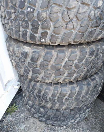 Bfgoodrich Mud-Terrain T/A KM2 255/75 R17