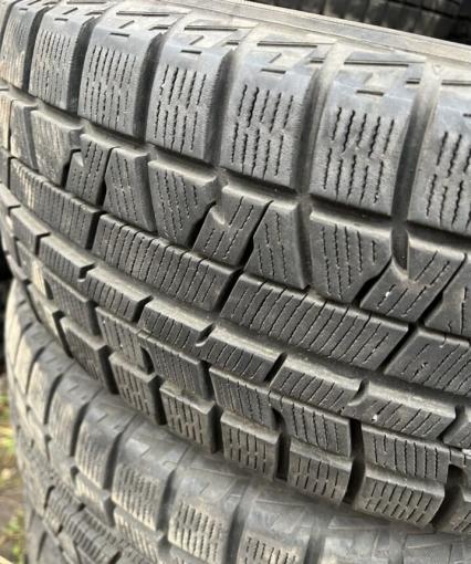 Yokohama Ice Guard IG50 215/60 R16