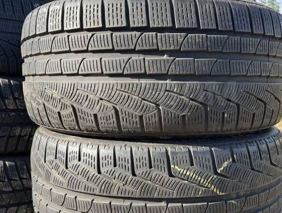 Pirelli Winter Sottozero 210 Serie II 235/50 R19