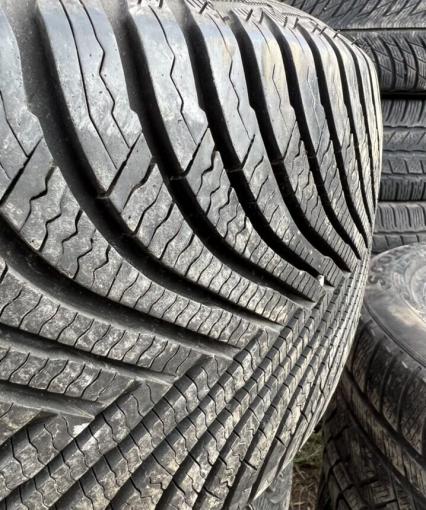 Michelin Alpin 5 215/55 R17