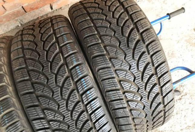 Bridgestone Blizzak LM-32 225/50 R17