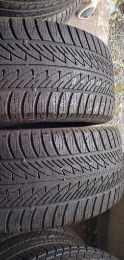 Goodyear UltraGrip 8 Performance 285/45 R20 V