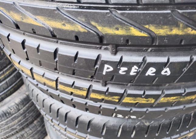 Pirelli P Zero 295/35 R21