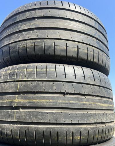 Pirelli P Zero PZ4 325/35 R22