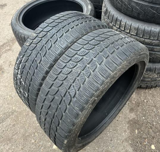 Bridgestone Blizzak LM-25 205/45 R17