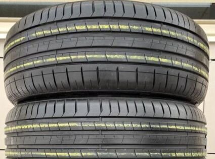 Pirelli P Zero PZ4 255/35 R19