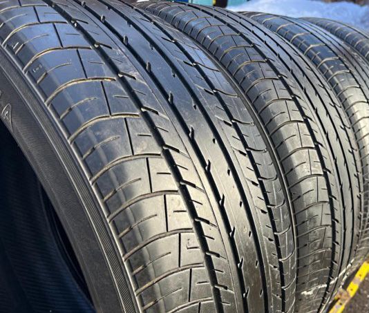 Yokohama BluEarth E70 215/55 R17