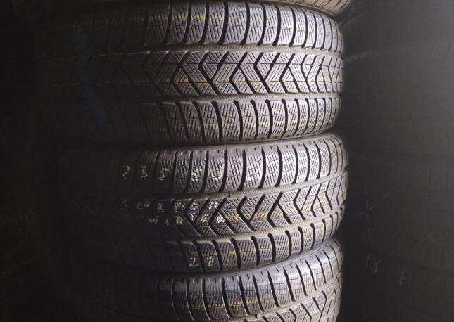 Pirelli Scorpion Winter 235/50 R20 V