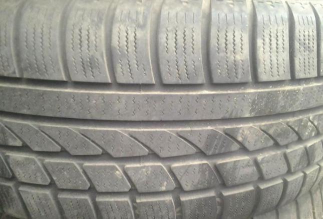 Hankook IceBear W300 235/55 R17 H