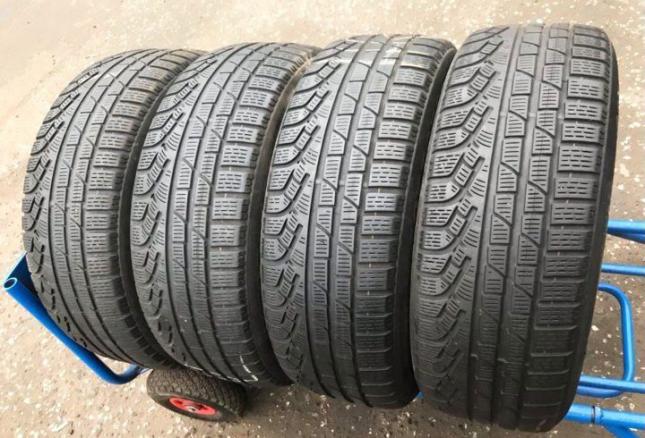 Pirelli Winter Sottozero II 205/65 R17