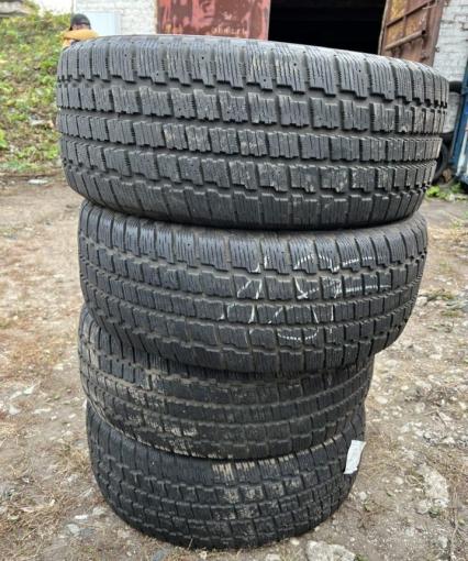 Cooper Weather-Master S/T 2 235/55 R17