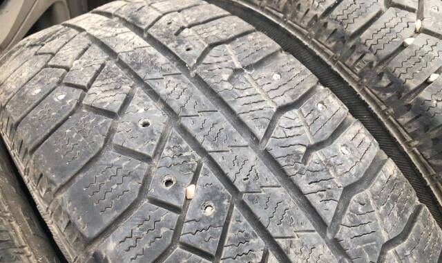 Continental ContiWinterViking 2 235/45 R17