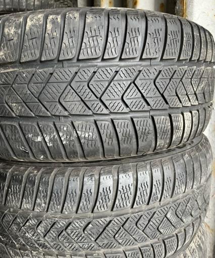 Pirelli Winter Sottozero 3 245/45 R18 V
