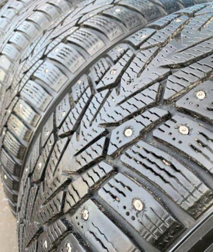 Nokian Tyres Hakkapeliitta 7 285/60 R18