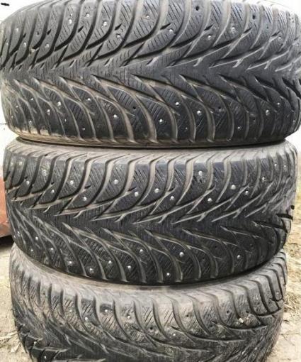 Yokohama Ice Guard IG35 215/55 R17 H