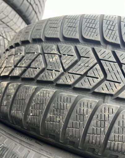 Pirelli Scorpion Winter 235/50 R19
