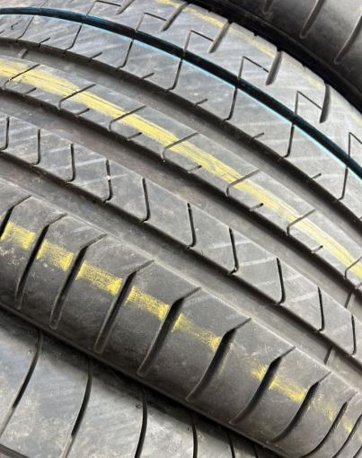 Pirelli P Zero PZ4 255/35 R21