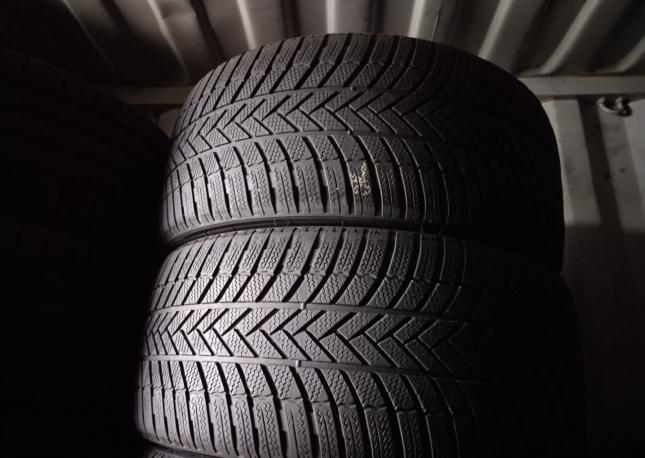 Bridgestone Blizzak LM-005 265/40 R21 V