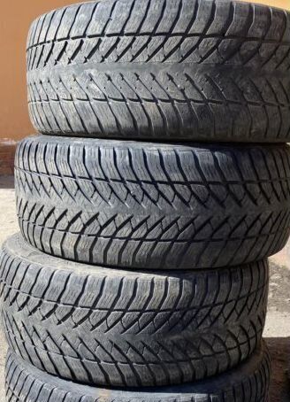 Goodyear Eagle Ultra Grip GW-3 205/55 R16