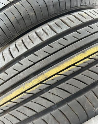Yokohama Advan dB V552 215/55 R17