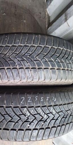 Esa-Tecar Super Grip 9 HP 225/55 R17 V