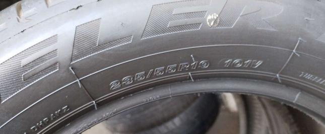 Bridgestone Dueler H/P Sport 235/55 R19