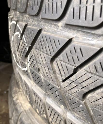 Pirelli Scorpion Winter 275/45 R20