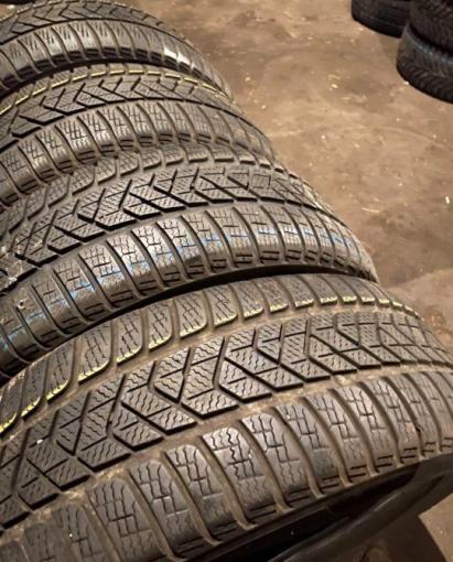 Pirelli Winter Sottozero 3 255/45 R19 V