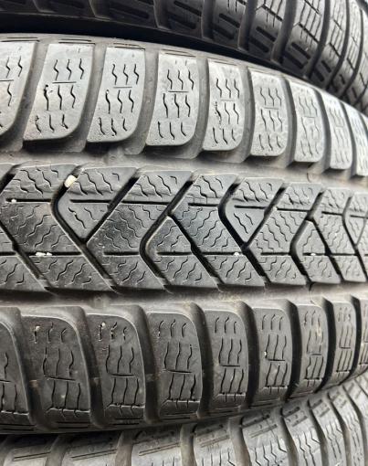 Pirelli Winter Sottozero Serie 3 215/55 R17