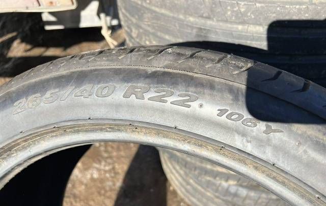 Pirelli P Zero 265/40 R22