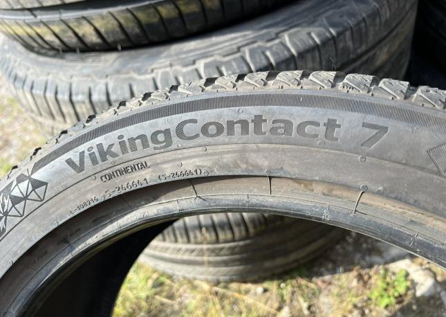 Continental ContiVikingContact 7 225/45 R18 и 245/40 R18