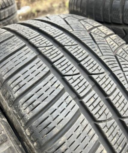 Pirelli Winter Sottozero 240 Serie II 255/40 R18