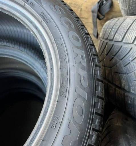 Pirelli Scorpion Winter 235/55 R19