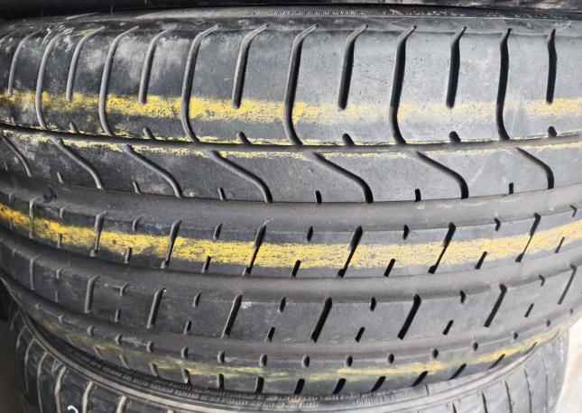 Pirelli P Zero 245/35 R20