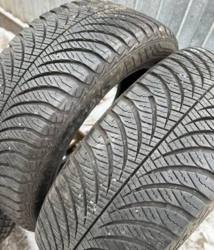 Goodyear Vector 4Seasons Gen-2 195/55 R16