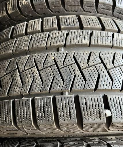 Pirelli Ice Asimmetrico Plus 225/45 R18
