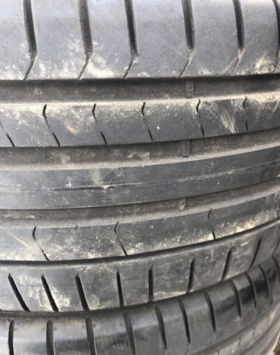 Pirelli P Zero PZ4 255/40 R21