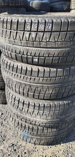 Bridgestone Blizzak Revo GZ 215/50 R17