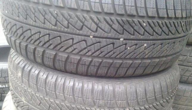 Goodyear UltraGrip Performance 225/55 R18 H