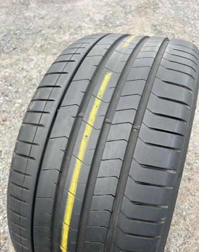 Pirelli P Zero PZ4 315/35 R21