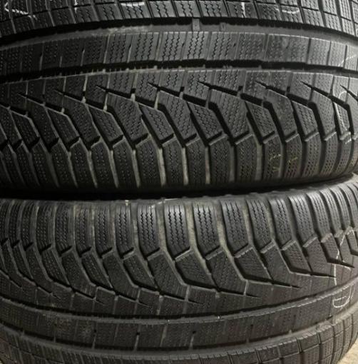 Hankook Winter I&#39;Cept Evo2 W320 235/45 R18