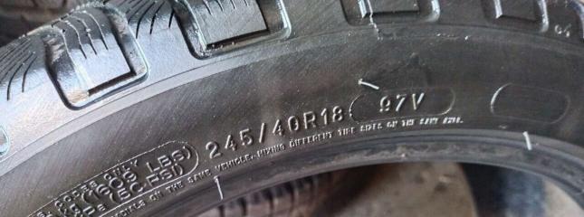 Michelin Pilot Alpin PA4 245/40 R18 V