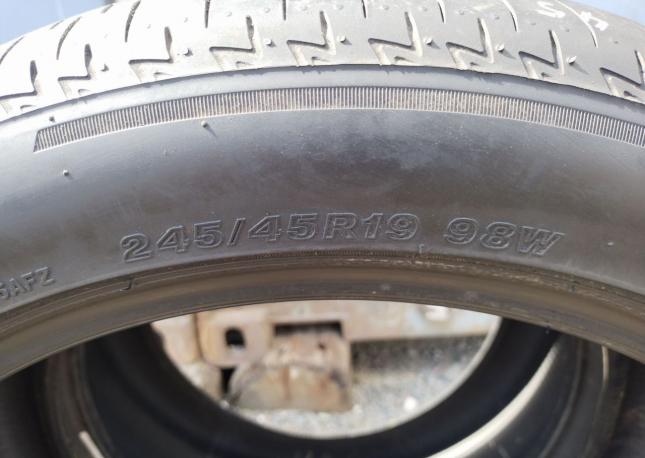 Bridgestone Turanza T005A 245/45 R19