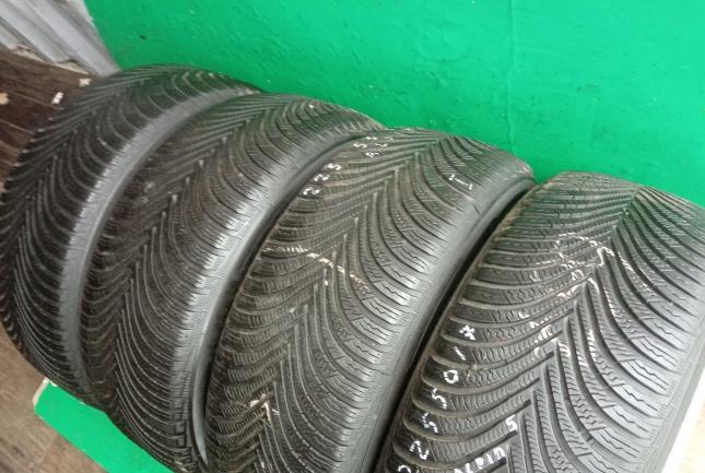 Michelin Pilot Alpin 5 225/55 R17 V